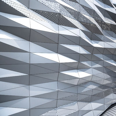 Buy 3D Surface Aluminum Curtain Wall Panel High Strength Edge Customized online manufacture
