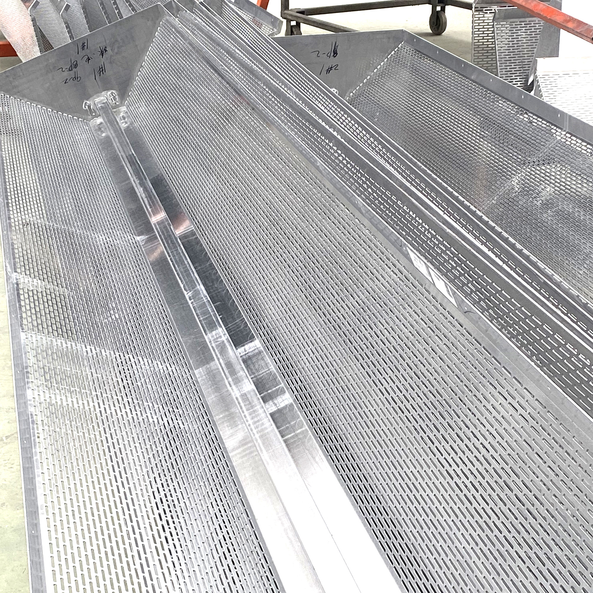 Anodized Laser Cut Patterns Perforated Aluminium Cladding Panels ...